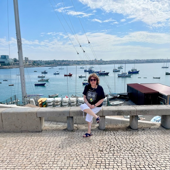 Like this post to be notified of our live shows! ποΈ - Picture 9 of 9